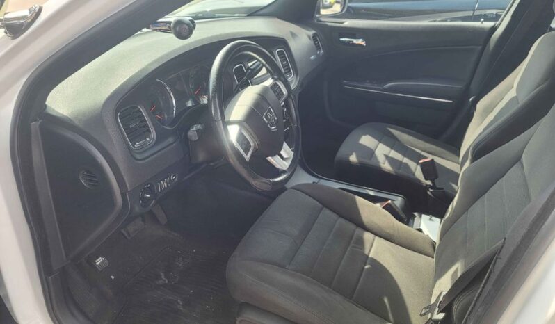 
								DODGE CHARGER SXT full									