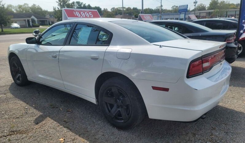 
								DODGE CHARGER SXT full									