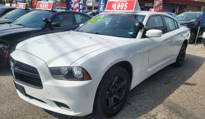 
								DODGE CHARGER SXT full									